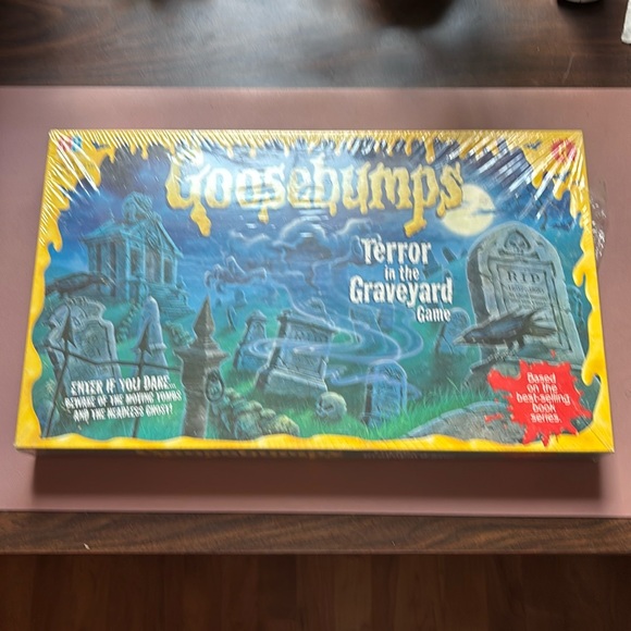 Milton Bradley Company Games Goosebumps Terror In The Graveyard